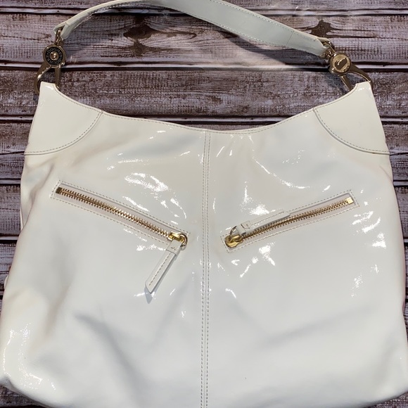 Dooney & Burke Cream Patent Leather Cinzia - Picture 5 of 12